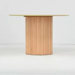 Ruokailuryhmä Verso, 1+4 -Tuolit Kauppa verso ruokap yt 2 1 1